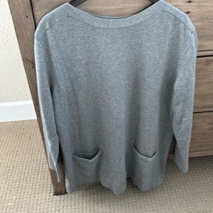 J Jill Grey Sweater w/ 2 Pockets, Size L